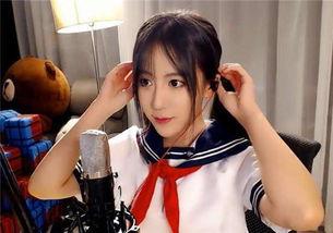 呆妹爆料骚白长相视频,骚白真容首度曝光，网友直呼认不出！