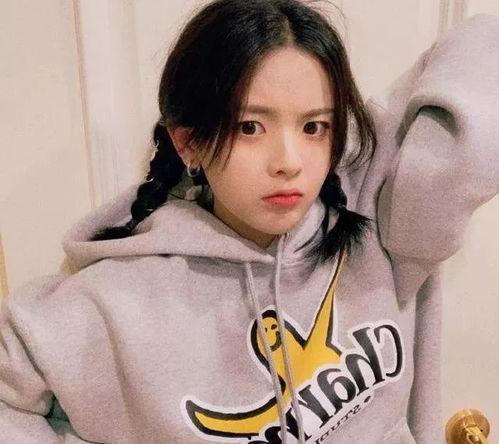 圈内爆料杨超越恋情微博,甜蜜恋情引发网友热议