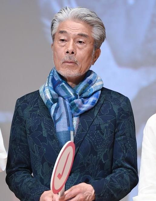 仓田保昭在日本名气,日本影视界的璀璨明星