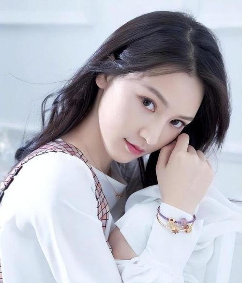 佳苗无码5部磁力,揭秘网络热门影片背后的故事